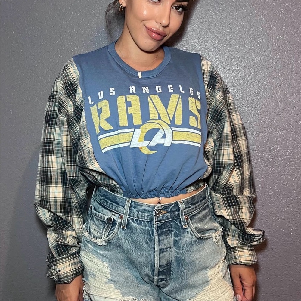 Los Angeles Rams Plaid Sleeve Crop Top
